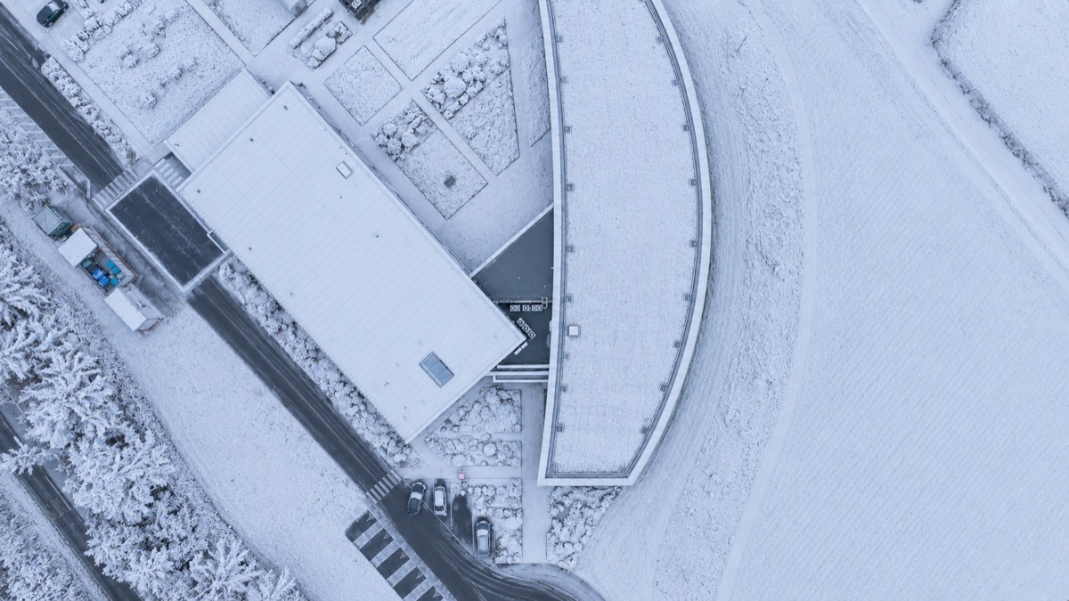 The Wing overhead — winterized